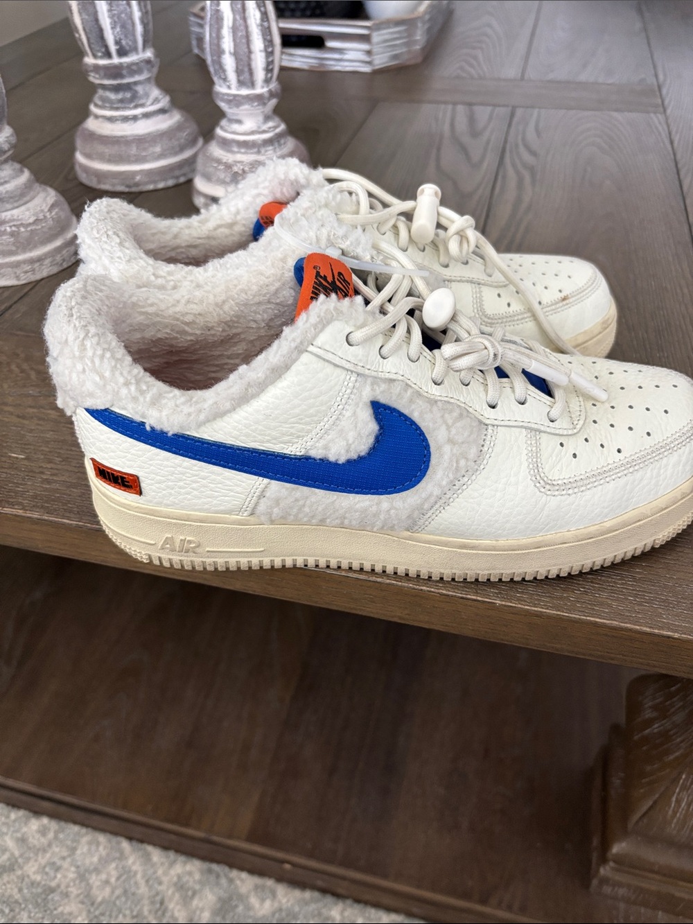 Nike Air Force 1 07 & Blue Swoosh Sherpa-Lined  White Blue DO6680-100